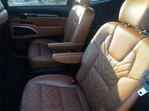Certified 2024 Kia Telluride EX X-Line image 23