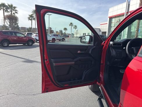 Used 2026 Toyota Tacoma TRD Sport image 10