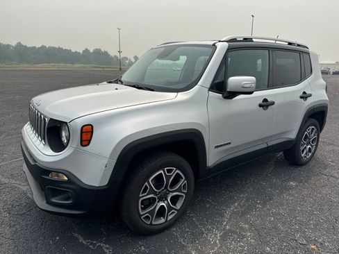 Used 2017 Jeep Renegade Limited AWD/4WD image 1
