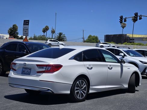 Used 2019 Honda Accord EX image 4