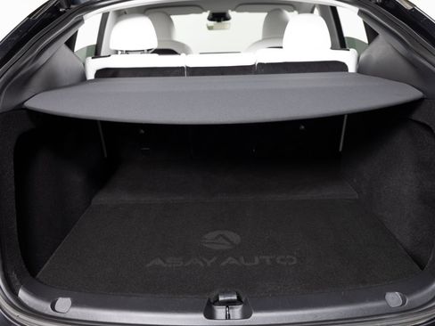 Used 2024 Tesla Model Y Long Range AWD/4WD image 21