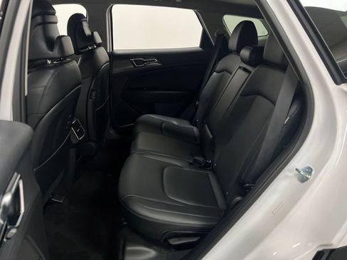 Used 2024 Kia Sportage SX FWD image 27