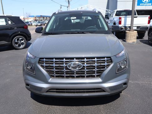New 2026 Hyundai Venue SEL FWD image 8