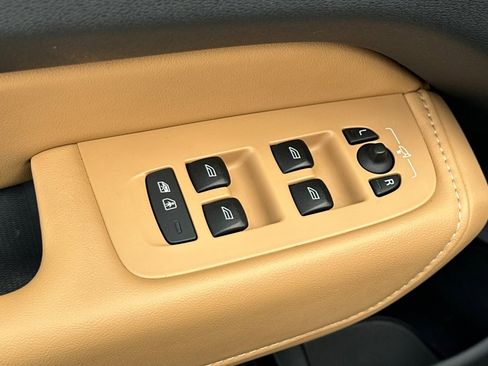 Used 2021 Volvo XC60 T5 Inscription w/ Advanced Package image 15