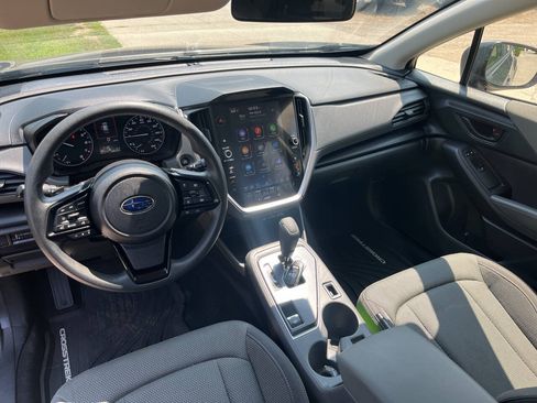 Used 2024 Subaru Crosstrek 2.0i Premium AWD/4WD image 12