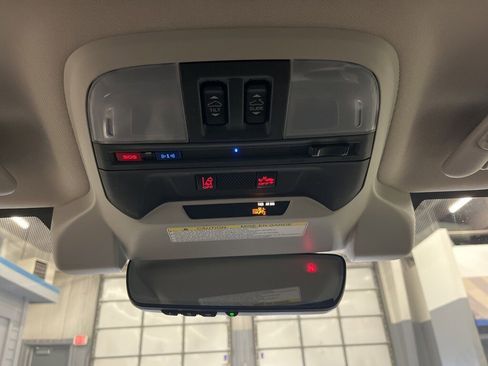 Certified 2023 Subaru Crosstrek 2.5i Limited w/ Moonroof Package image 26