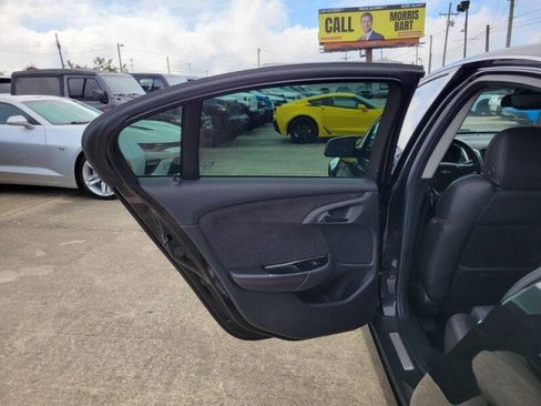 Used 2014 Chevrolet SS image 29