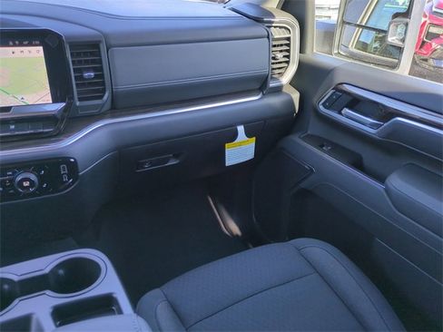 New 2026 Chevrolet Silverado 2500 LT image 17