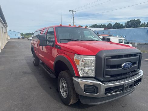 Used 2016 Ford F250 XL w/ Power Equipment Group image 4