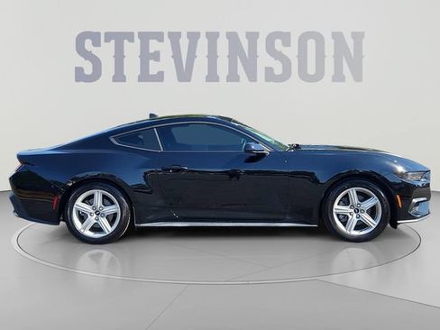 Used 2026 Ford Mustang Coupe RWD image 6