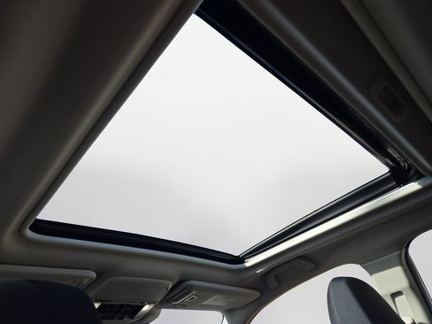 Certified 2023 Subaru Forester Premium image 19