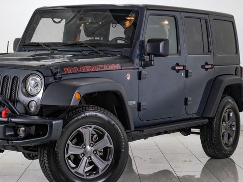 Used 2017 Jeep Wrangler Unlimited Rubicon image 54