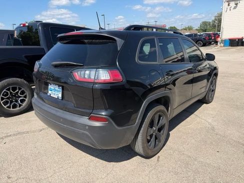 Used 2021 Jeep Cherokee Latitude Plus FWD image 4