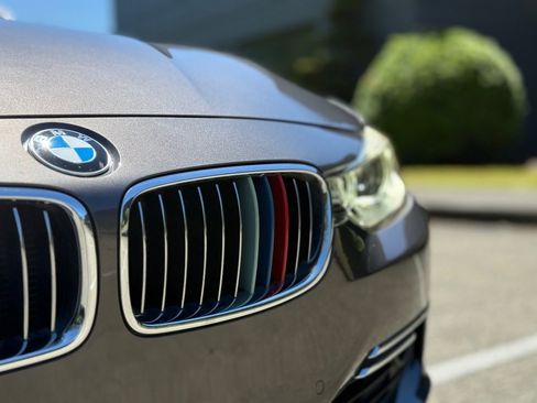Used 2014 BMW 328i xDrive Wagon AWD/4WD image 10