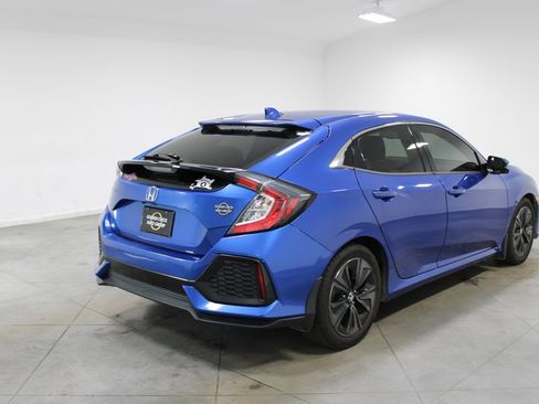 Used 2018 Honda Civic EX-L image 9