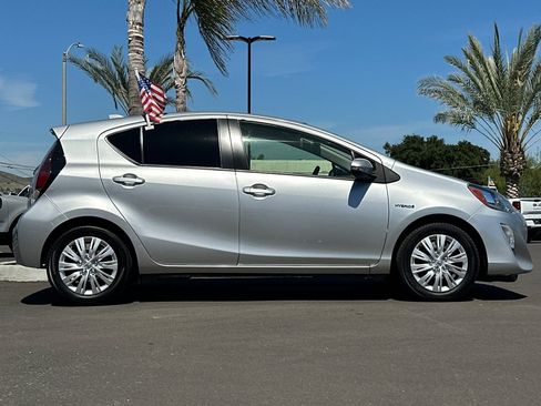 Used 2015 Toyota Prius C Two FWD image 3