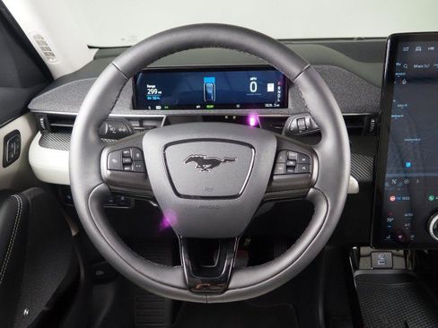 Used 2023 Ford Mustang Mach-E Premium RWD image 18