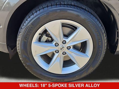 Used 2022 Volvo XC60 B5 Momentum AWD/4WD image 14