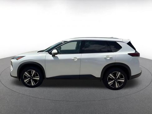 Used 2026 Nissan Rogue SL FWD image 7