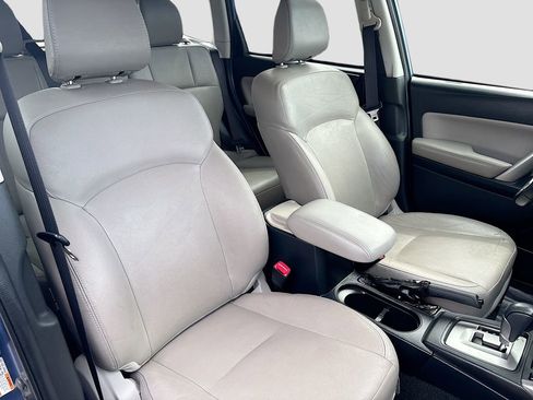 Used 2015 Subaru Forester 2.5i Limited image 29