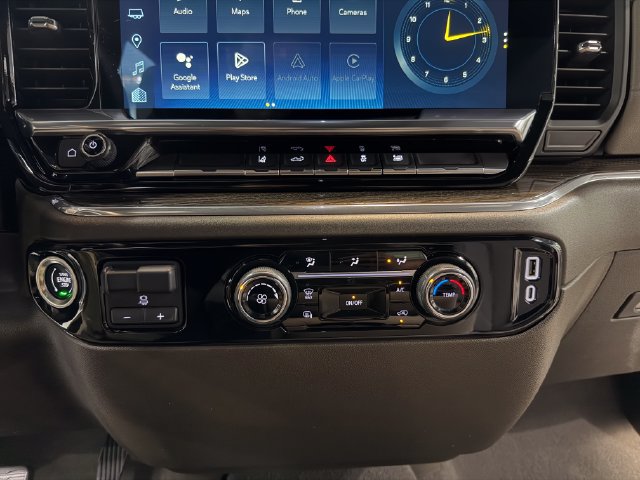 Used 2024 Chevrolet Silverado 2500 LT AWD/4WD image 22
