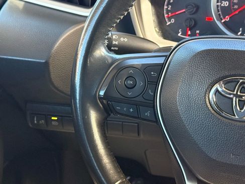 Used 2021 Toyota Corolla SE image 32