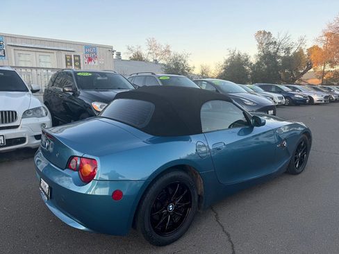 Used 2003 BMW Z4 2.5i image 4