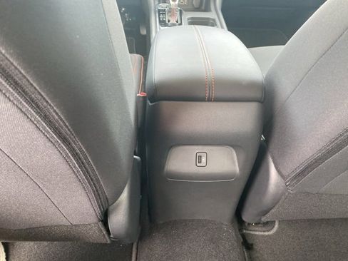 New 2025 Nissan Sentra SR image 13