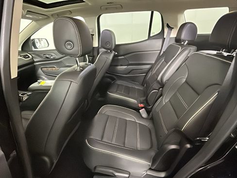 Used 2023 GMC Acadia Denali w/ Black Diamond Edition AWD/4WD image 31