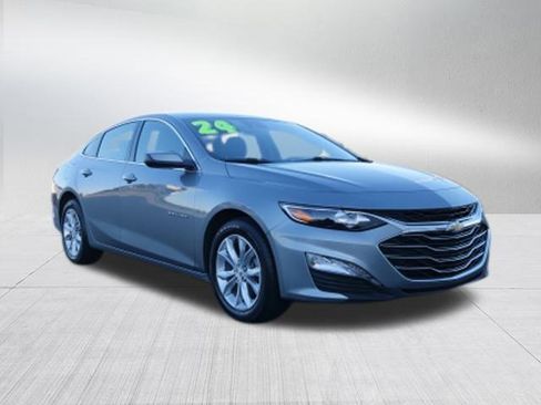 Used 2024 Chevrolet Malibu LT image 9