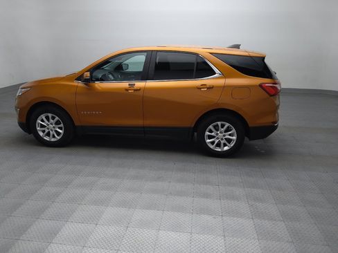 Used 2018 Chevrolet Equinox LT FWD image 3