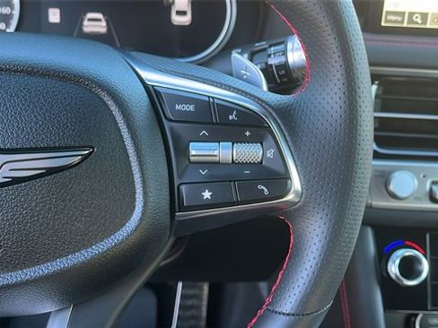 Used 2025 Genesis G70 3.3T Advanced image 11