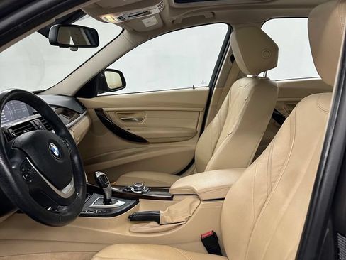 Used 2013 BMW 328i xDrive Sedan AWD/4WD image 12