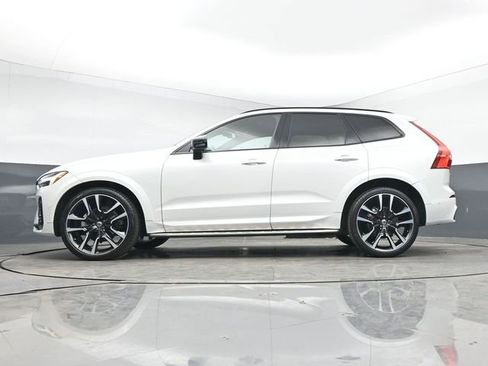 Used 2023 Volvo XC60 B5 Ultimate w/ Protection Package Premier FWD image 41