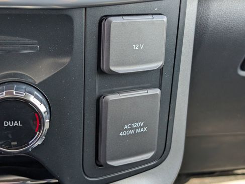 Used 2025 Ford F150 Lariat w/ Equipment Group 502A High image 20