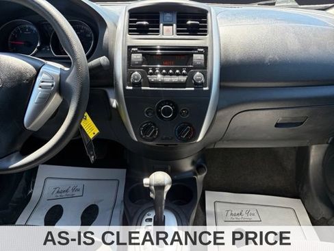 Used 2017 Nissan Versa SV FWD image 11