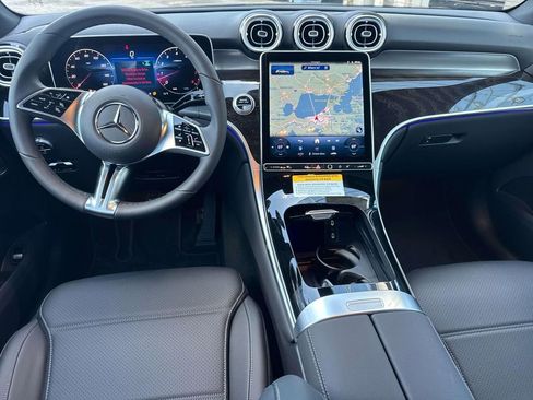 New 2026 Mercedes-Benz GLC 300 image 8