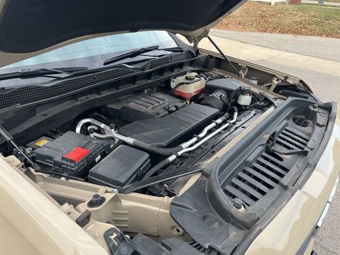 Used 2022 GMC Sierra 1500 Elevation image 11