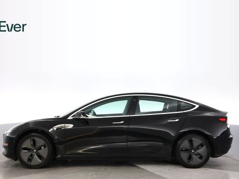 Used 2018 Tesla Model 3 Mid Range RWD image 15