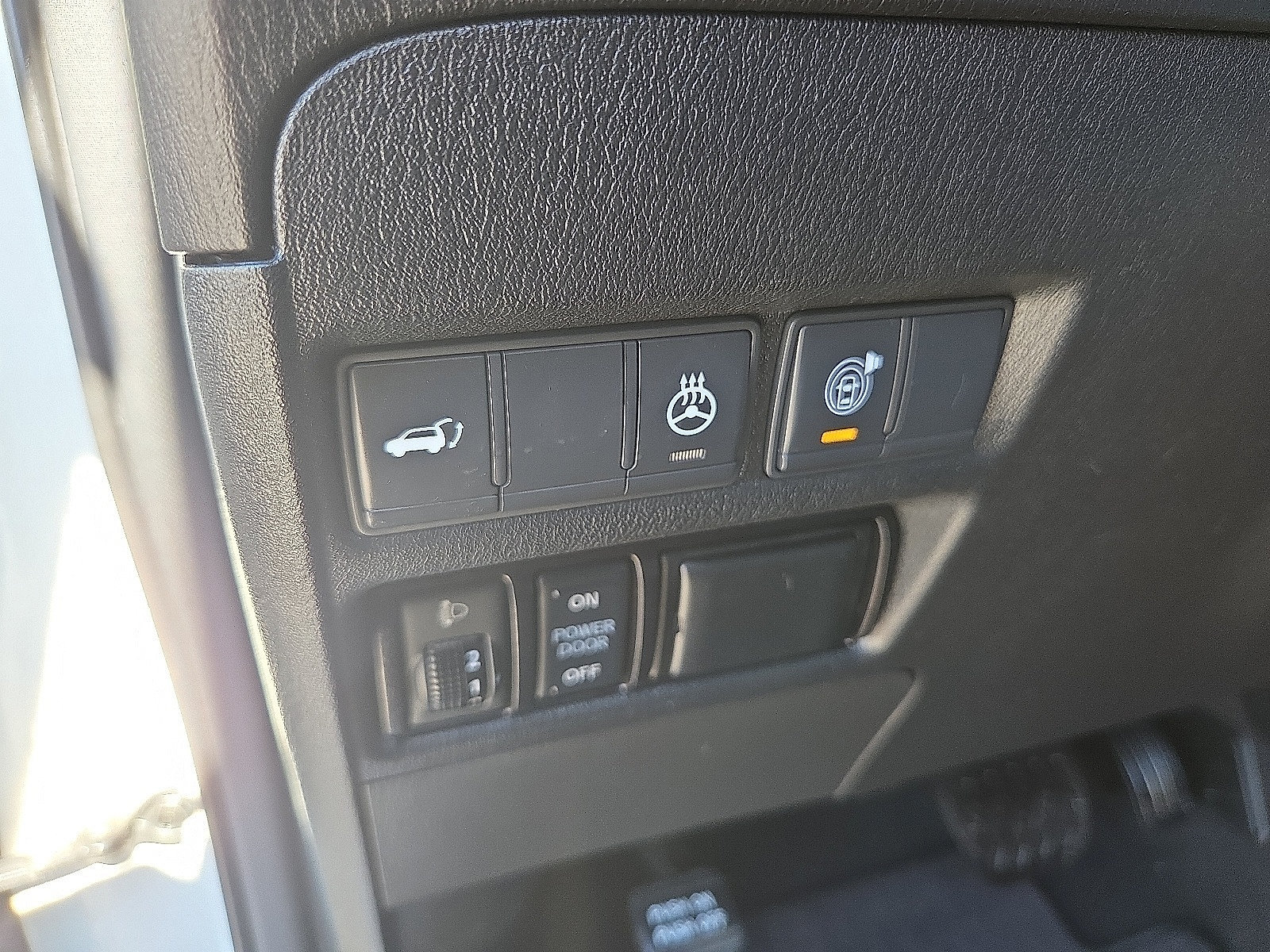 Used 2018 Nissan Armada Platinum w/ Captain Seat Package RWD image 11