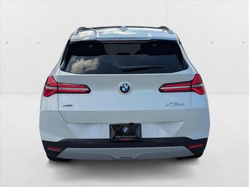 Used 2025 BMW X3 xDrive30i w/ Convenience Package image 7