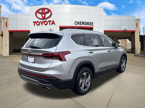 Used 2023 Hyundai Santa Fe SEL w/ Cargo Package image 5