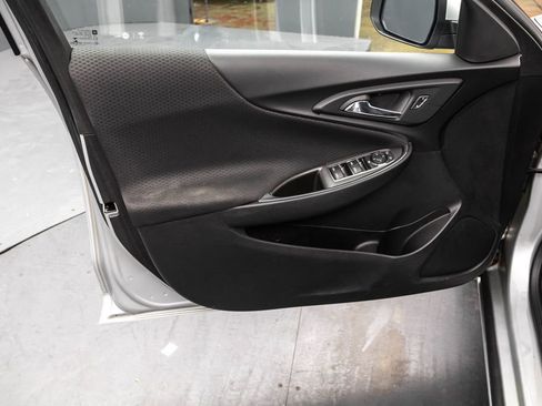 Used 2016 Chevrolet Malibu LT image 20