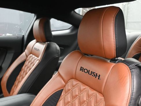 Used 2022 Ford Mustang GT Premium w/ GT Performance Package image 19