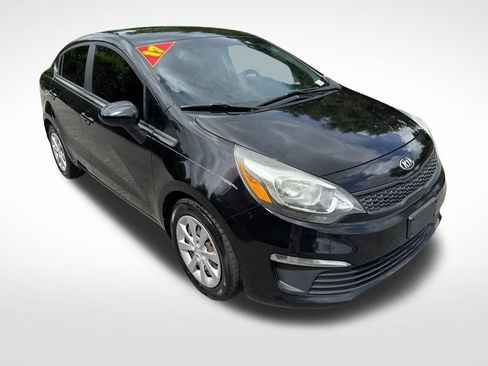 Used 2017 Kia Rio LX FWD image 3