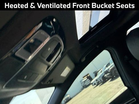 Used 2022 Hyundai Santa Cruz Limited image 20