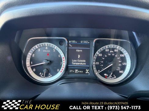 Used 2019 Nissan Titan SV w/ SV Convenience Package image 27