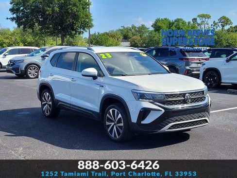 Used 2023 Volkswagen Taos SE image 1