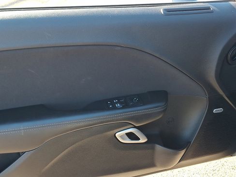 Used 2018 Dodge Challenger SXT w/ Sound Group image 12