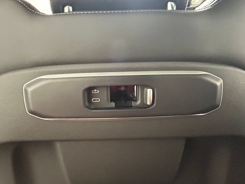 Used 2025 BMW X5 xDrive40i w/ Parking Assistance Package AWD/4WD image 34
